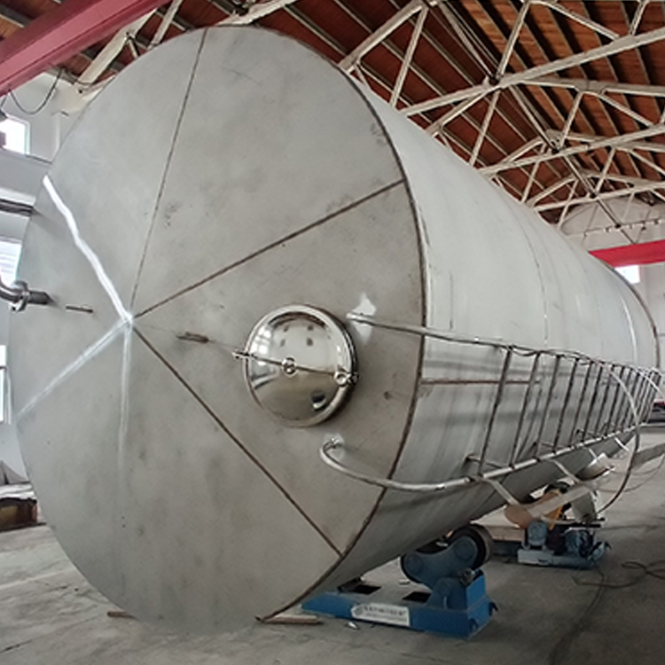 316L大型不銹鋼儲(chǔ)罐